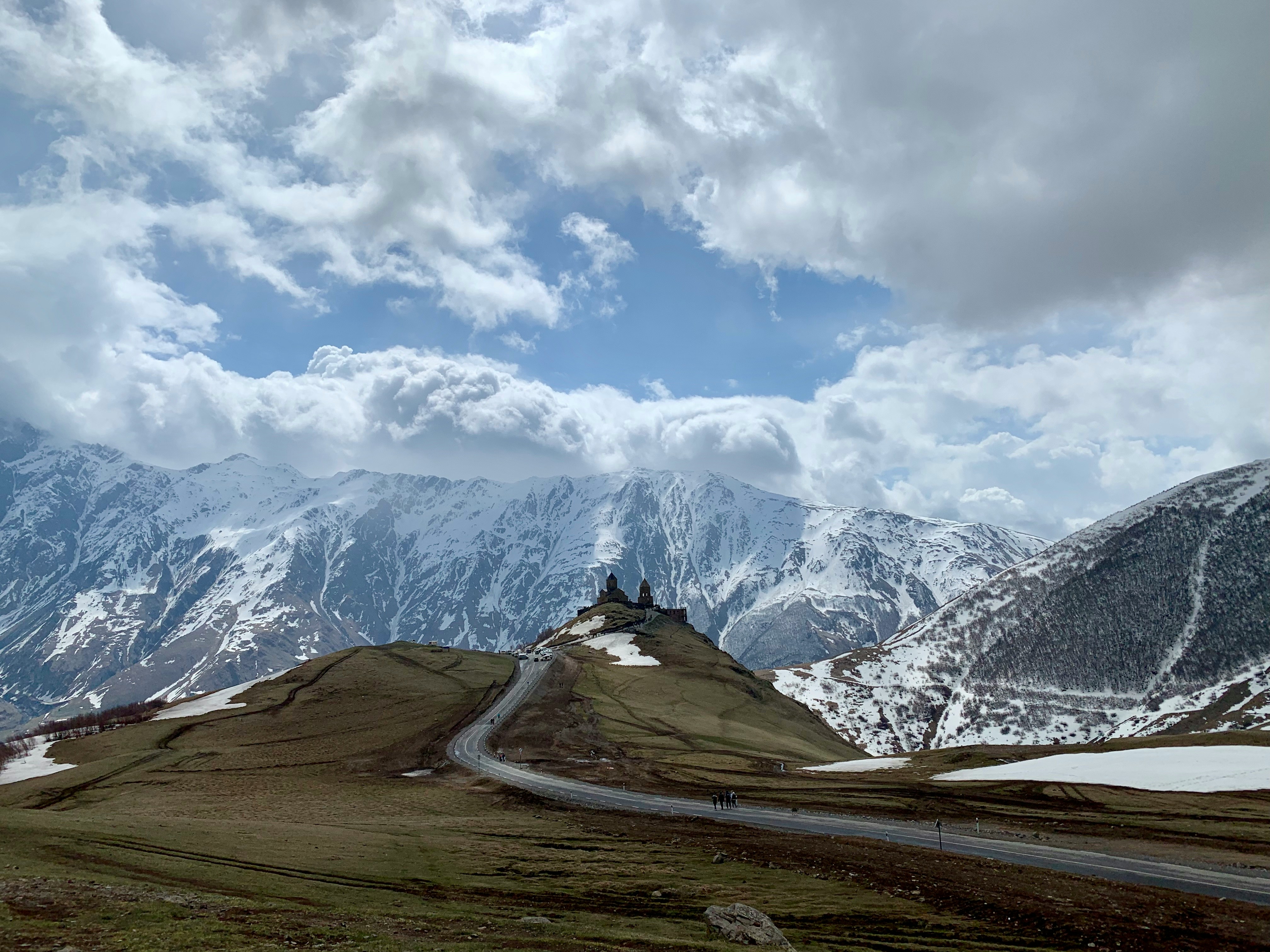 Que faire à Kazbegi et Stepantsminda ? Votre porte d’entrée vers le Caucase