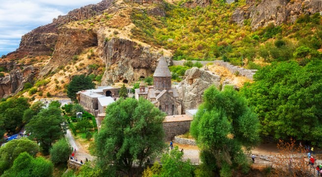 Day 3: Day trip to Echmiadzin & Zvartnots