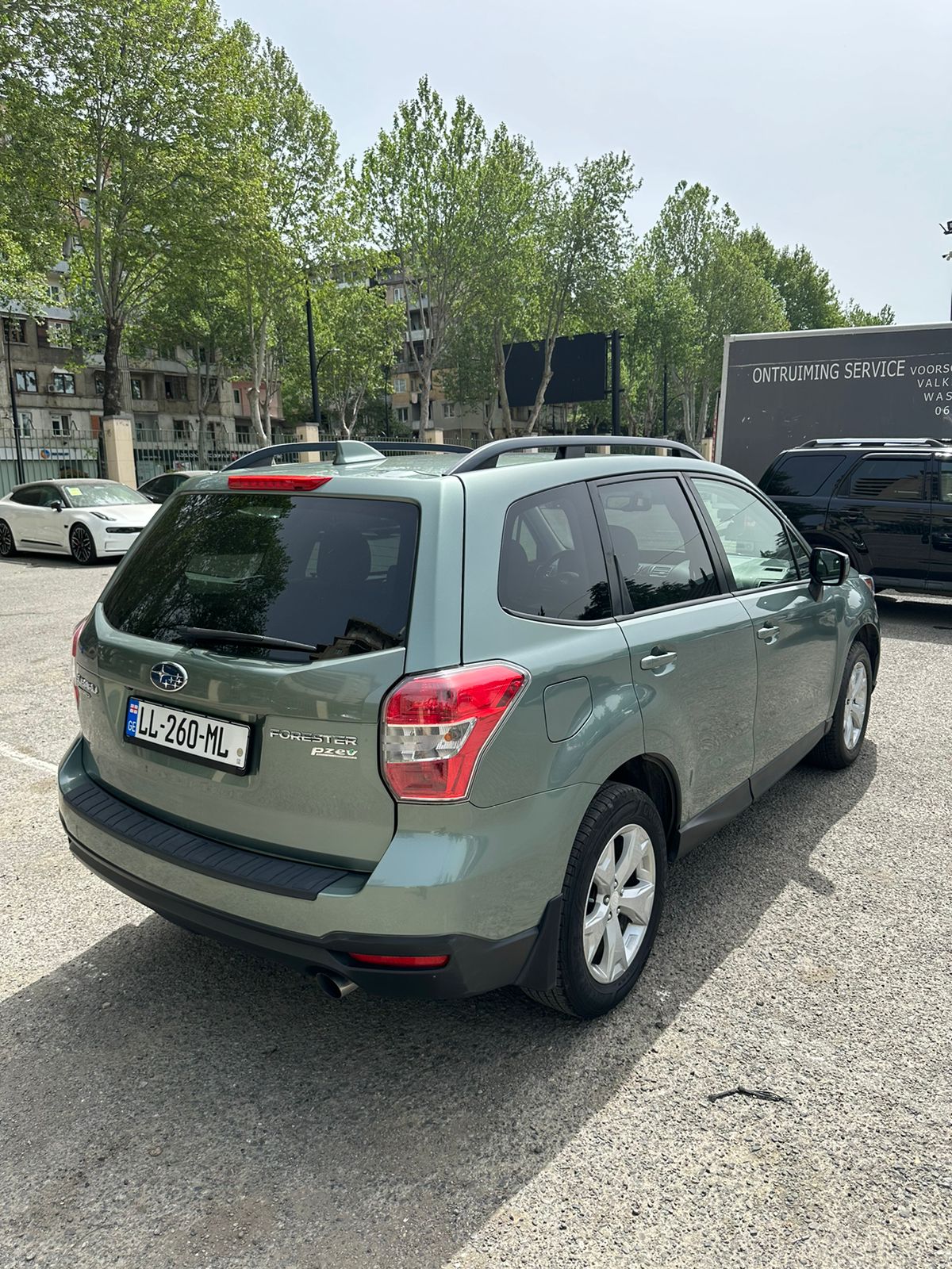 rent a car tbilisi Subaru Forester