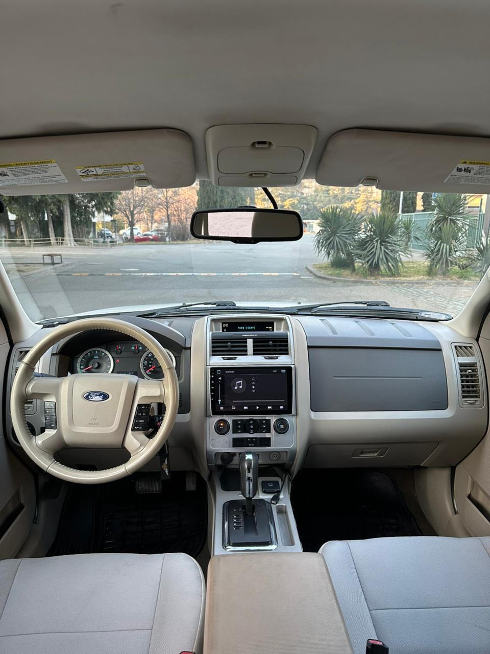 rent a car tbilisi Ford Escape Hybrid