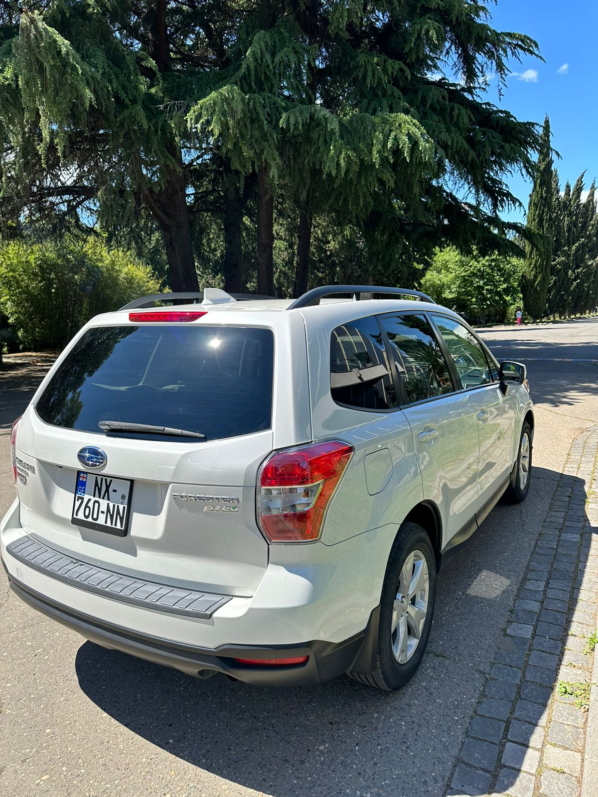 rent a car tbilisi Subaru Forester