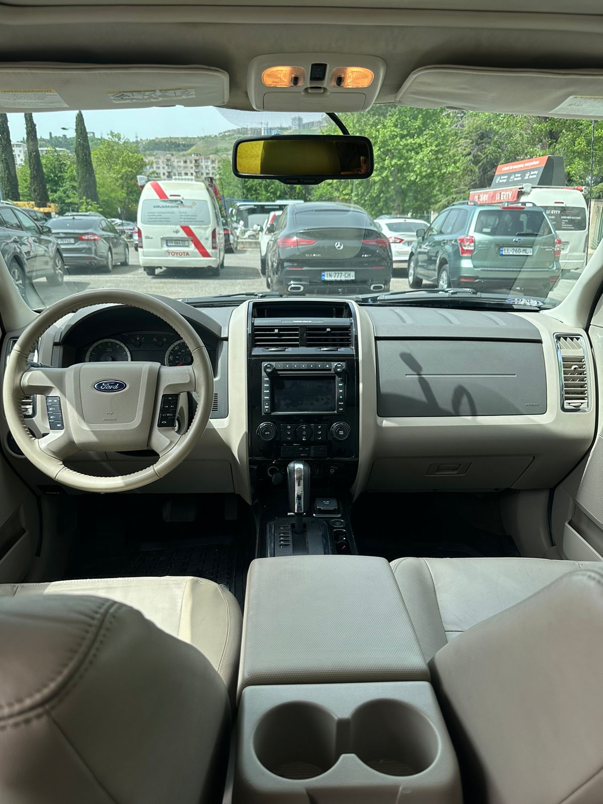rent a car tbilisi Ford Escape Hybrid