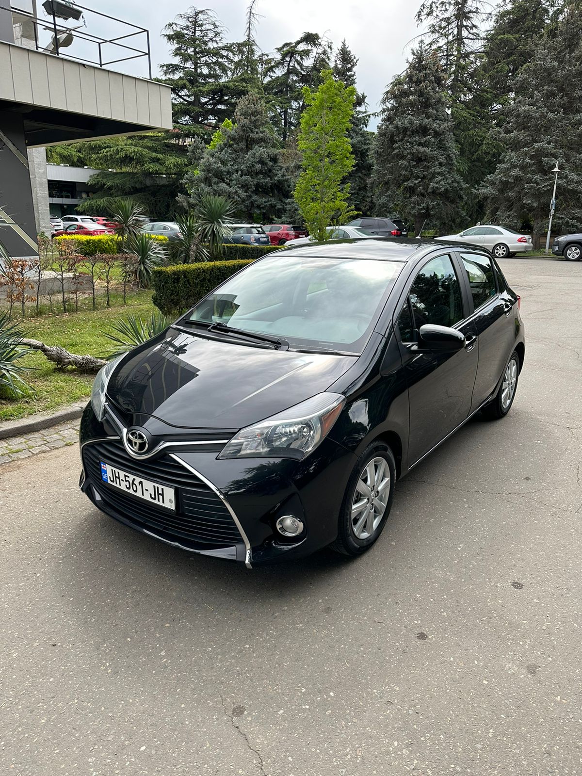 rent a car tbilisi Toyota Yaris