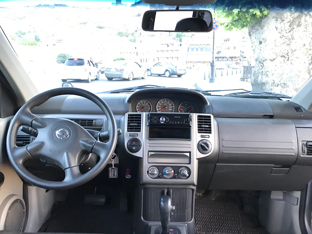 rent a car tbilisi Nissan X Trail