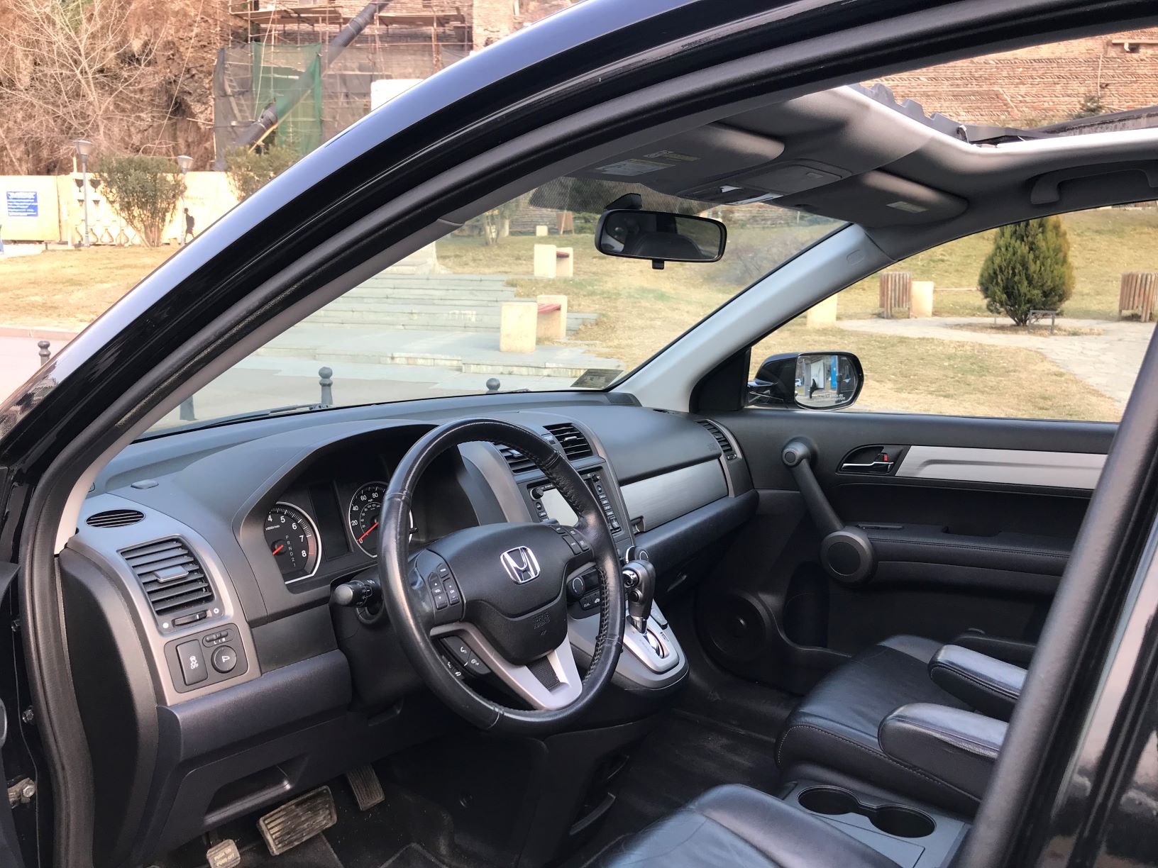 rent a car tbilisi Honda CRV (Sunroof)