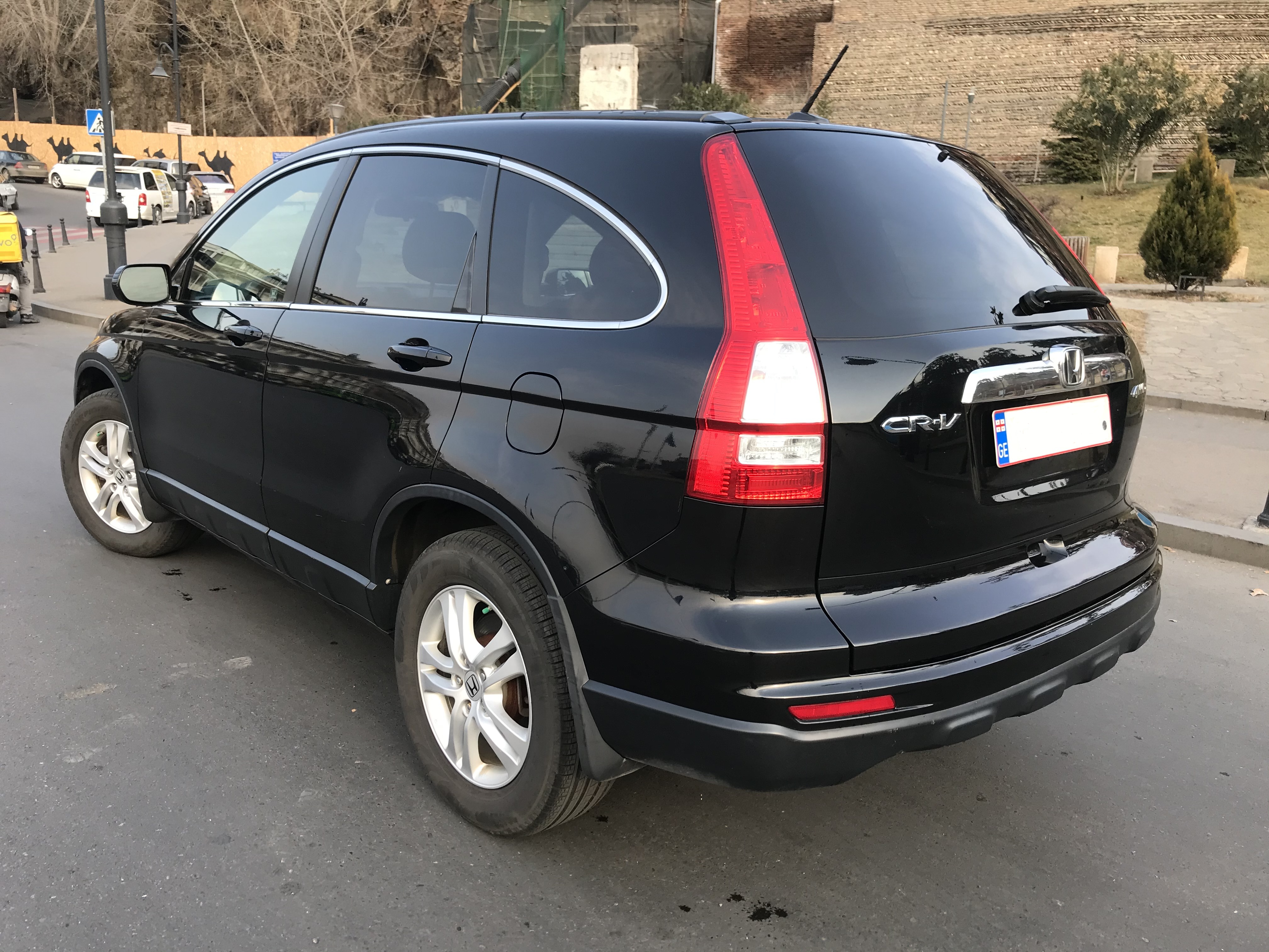 rent a car tbilisi Honda CRV (Sunroof)