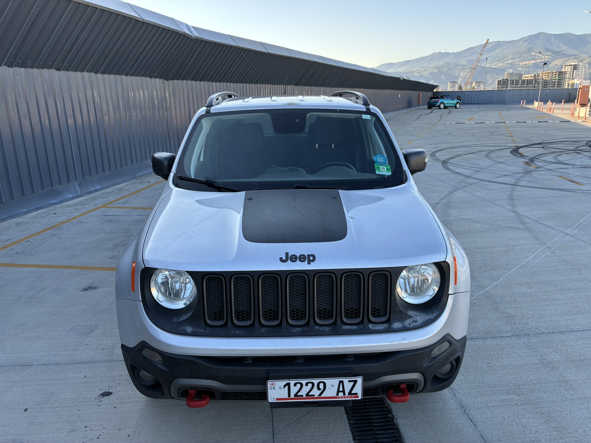 rent a car tbilisi Jeep Renegade 4x4