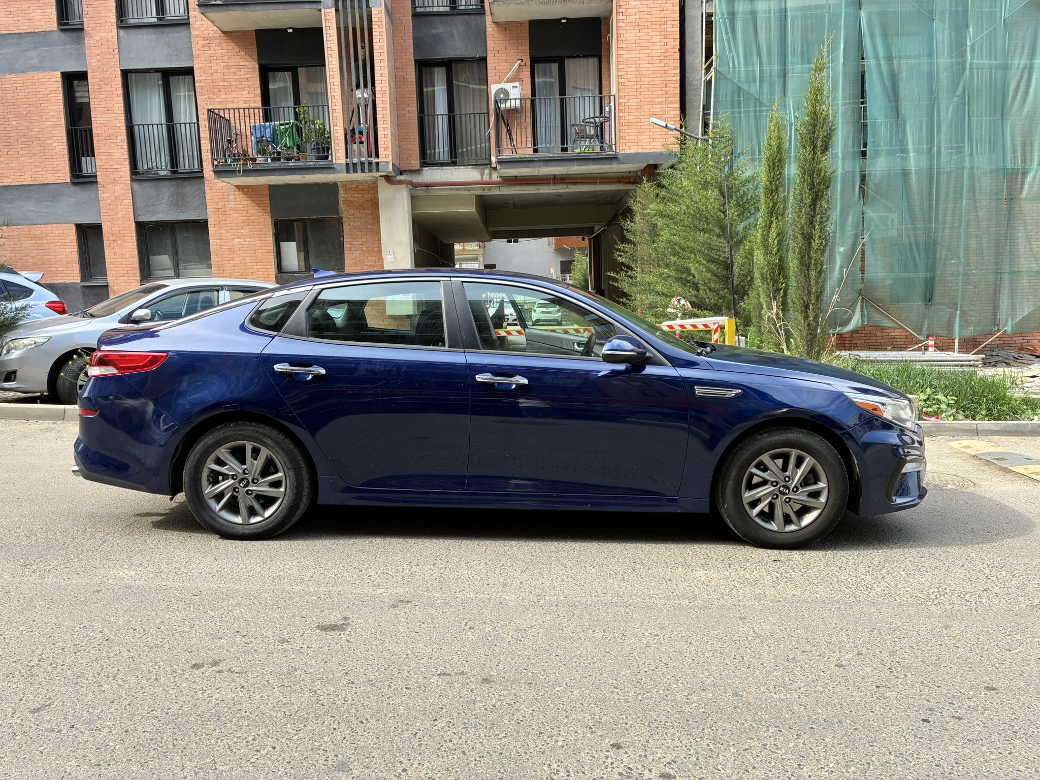 rent a car tbilisi Kia Optima Comfort Sedan – Tbilisi Airport Delivery