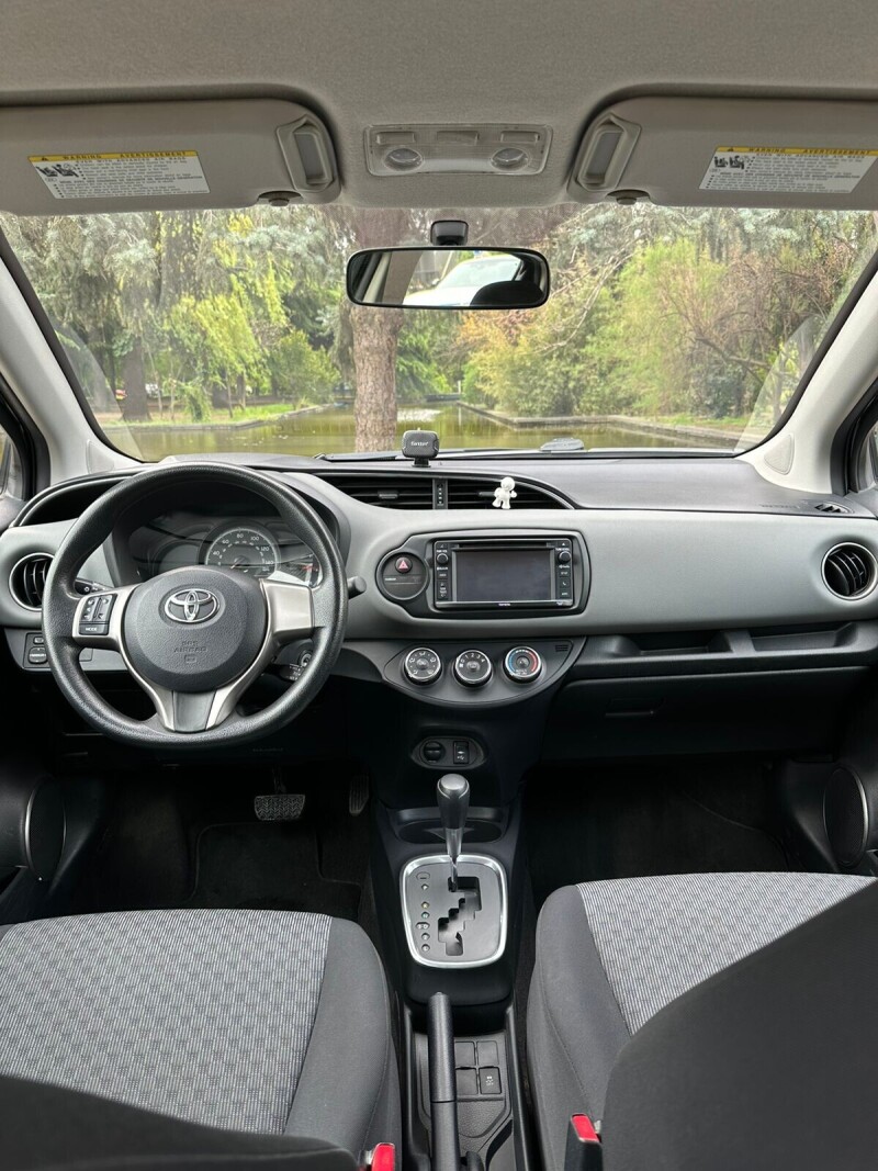 rent a car tbilisi Toyota Yaris