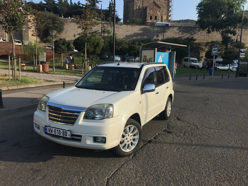 rent a car tbilisi Nissan Xtrail Axis White